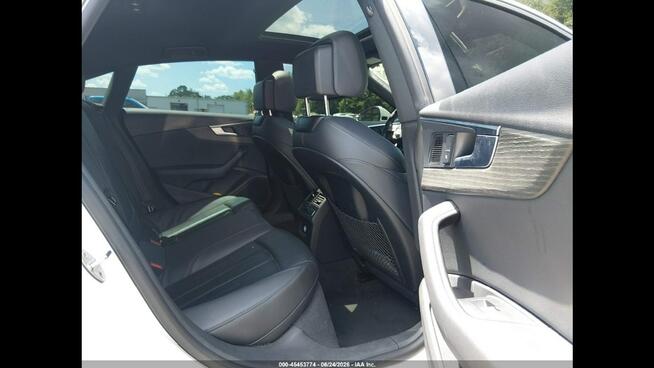 Audi A5 Bogata wersja wyposażenia / S-Line / niski przebieg Tarnów - zdjęcie 11