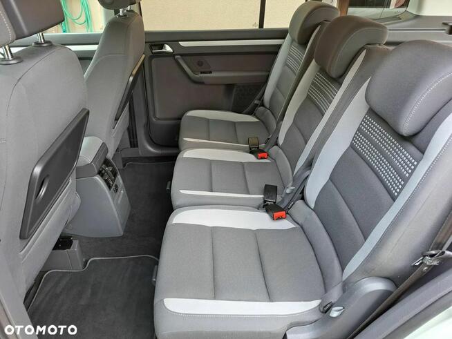 Volkswagen Touran 2.0 TDI DPF Life Chodzież - zdjęcie 12