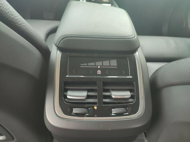 Volvo XC 60 2021 fv23% Inscryption Otwock - zdjęcie 5