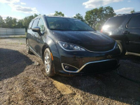 Chrysler Pacifica 2019, 3.6L, Limited, po gradobiciu Warszawa - zdjęcie 2