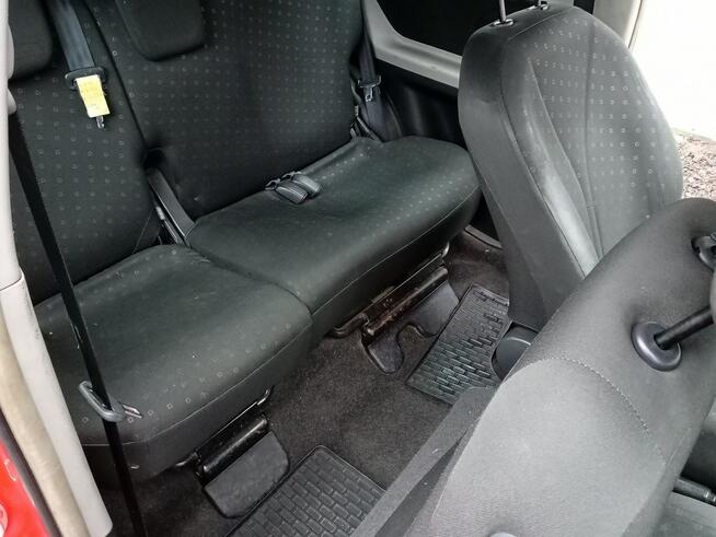 Toyota Yaris Janów Lubelski - zdjęcie 10