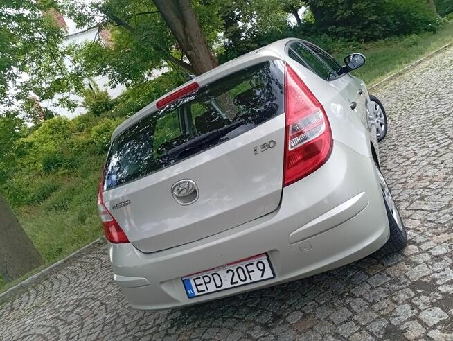 HYUNDAI/i30/1.4/BENZYNKA/1-WŁAŚĆ/SUPER-STAN/ZAREJESTR/ Gostynin - zdjęcie 8
