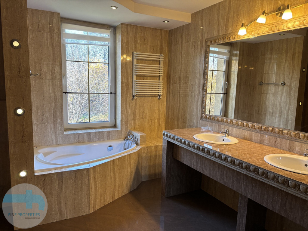 Przestronny dom na wynajem -nawet 7 odrębnych pokoi, Stanisławów Drugi Legionowo - zdjęcie 10