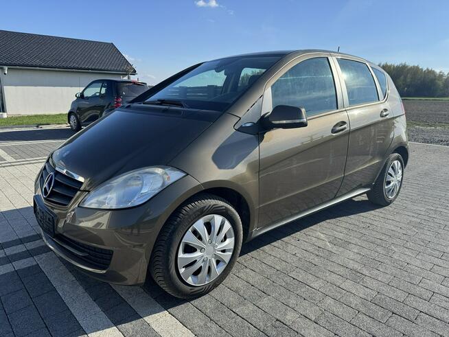 Mercedes A 160 Zadbany*Ładny kolor*Klimatyzacja*Nawigacja*Multifunkcja Zebrzydowa - zdjęcie 9