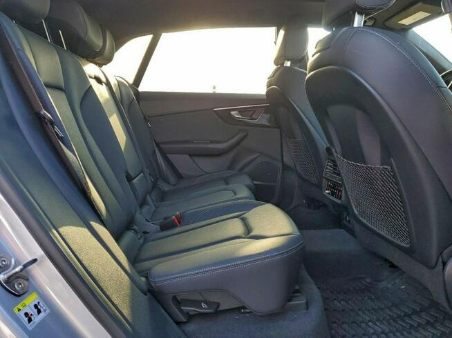 Audi Q8 / Quattro / S-Line / Virtual cockpit / Tarnów - zdjęcie 11