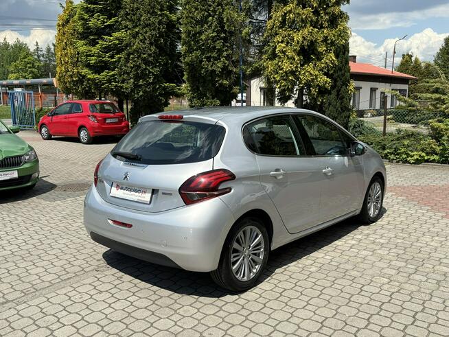 Peugeot 208 Rezerwacja Tarnowskie Góry - zdjęcie 5