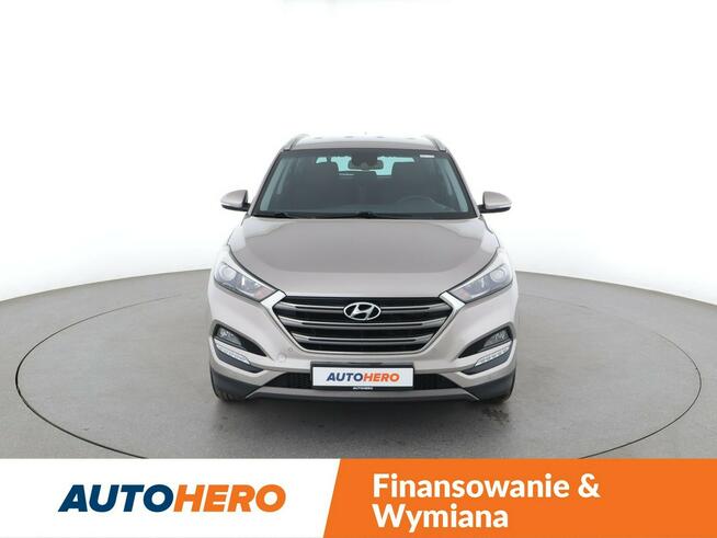 Hyundai Tucson klima auto grzane fotele navi bluetooth PDC Warszawa - zdjęcie 11