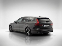 Volvo V60 B4 D Plus Dark aut ! Z Polskiego Salonu ! Faktura VAT ! Warszawa - zdjęcie 3