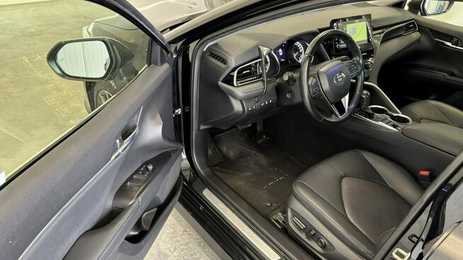 Toyota Camry Hybrid Executive Grójec - zdjęcie 7