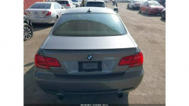 BMW Seria 3 / Wersja IS / M-Pakiet / niski przebieg / Tarnów - zdjęcie 8