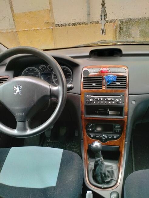 Sprzedam samochód osobowy Wrocław - zdjęcie 8