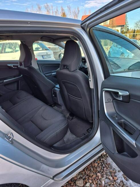 Volvo V60 2015*2.0*D4*181hp*Super stan Bibice - zdjęcie 8