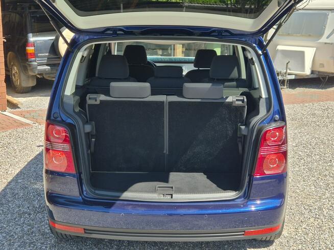 Volkswagen Touran 1.6B MPI 102KM. 2009r Lift, Oryginał Lakier Radom - zdjęcie 7