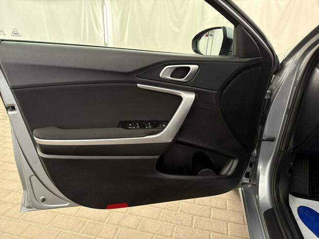Kia Cee'd 1,6 CRDi(136 KM) M Salon PL Faktura Vat Warszawa - zdjęcie 10