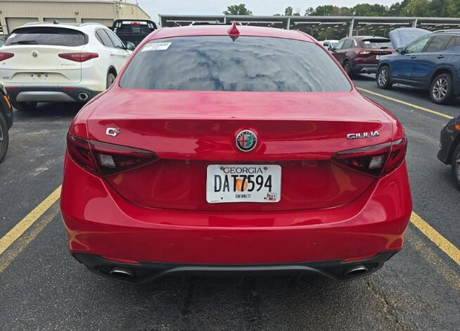 Alfa Romeo Giulia Wersja Ti / AWD / niski przebieg Tarnów - zdjęcie 6
