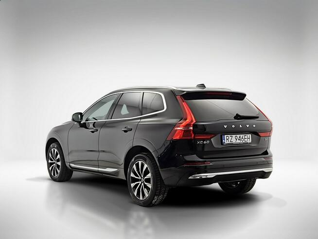 Volvo XC 60 B4 D Plus Bright ! Z Polskiego Salonu ! Faktura Vat ! Warszawa - zdjęcie 3