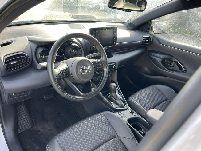 Toyota Yaris Hybryda Automat Klimatronik Kamera Podgrzewanie 116KM Gliwice - zdjęcie 6