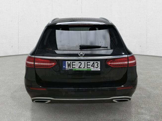 MERCEDES-BENZ E 220d Komorniki - zdjęcie 6