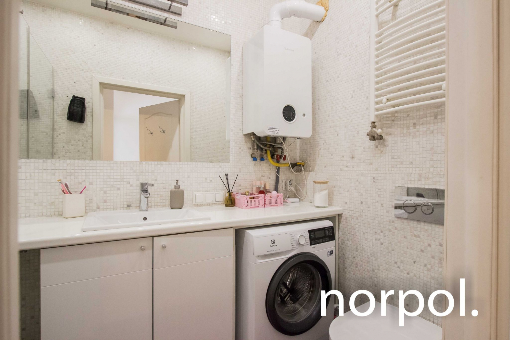 Stylowy apartament z jedną sypialnią i tarasem w centrum Kazimierza Kraków - zdjęcie 10