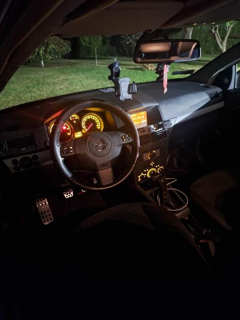 Opel Astra H GTC 2007 | 1.7 CDTI | Półskóry | Klimatronic | Batowice - zdjęcie 10