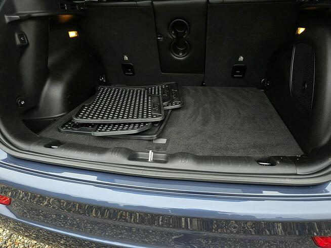 Jeep Commander serwis ASO, panorama dach, automat Rydułtowy - zdjęcie 11