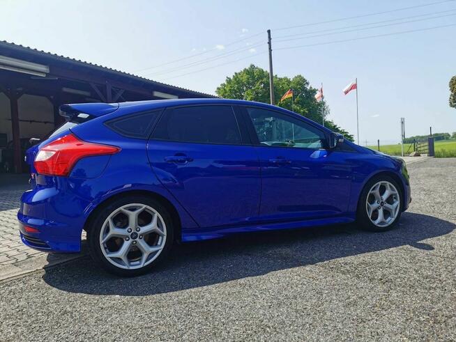 Ford Focus 2.0 ST Strzegom - zdjęcie 3