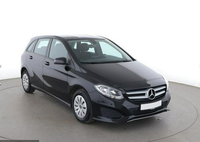 Mercedes B 180 Rok gwarancji  serwis ASO stan wzorowy Kraków - zdjęcie 9