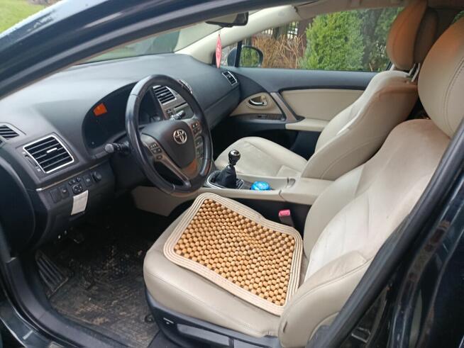 Sprzedam Toyotę Avensis T27 kombi Konin - zdjęcie 7