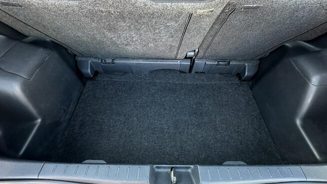 Toyota Yaris 1.3 Benzyna Moc 99KM Elbląg - zdjęcie 7