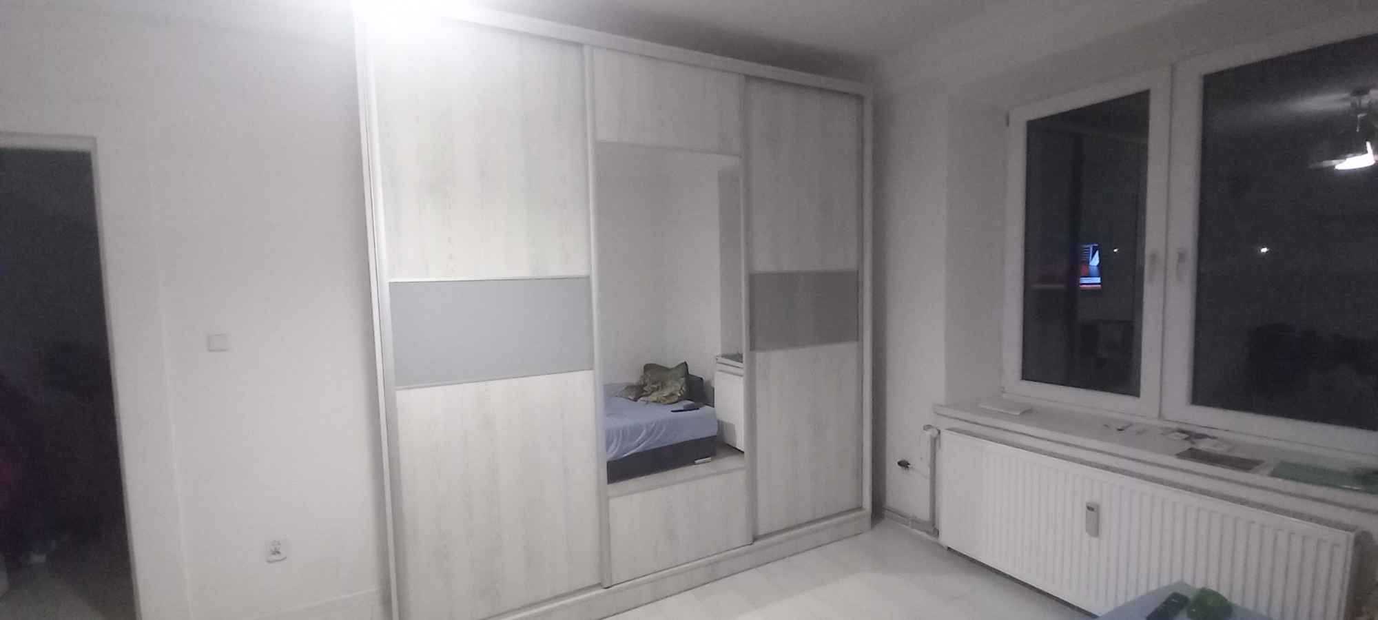 Sprzedam szafe przesuwną 3drzwiową Ostrowiec Świętokrzyski - zdjęcie 1