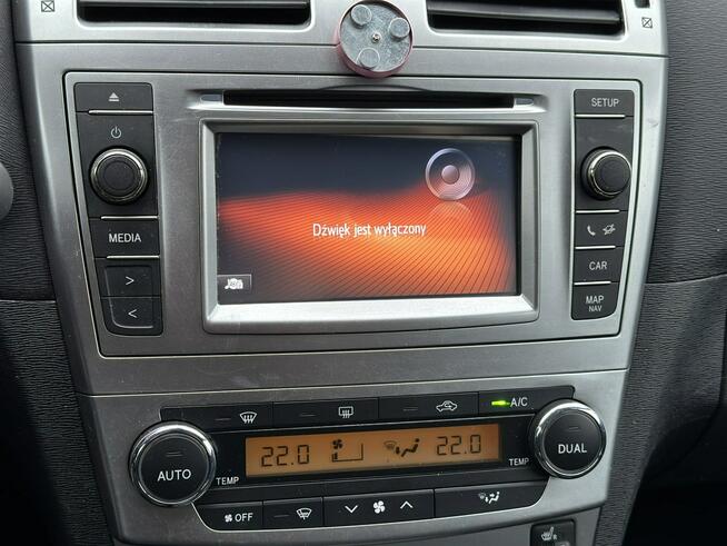 Toyota Avensis Sadlno - zdjęcie 9