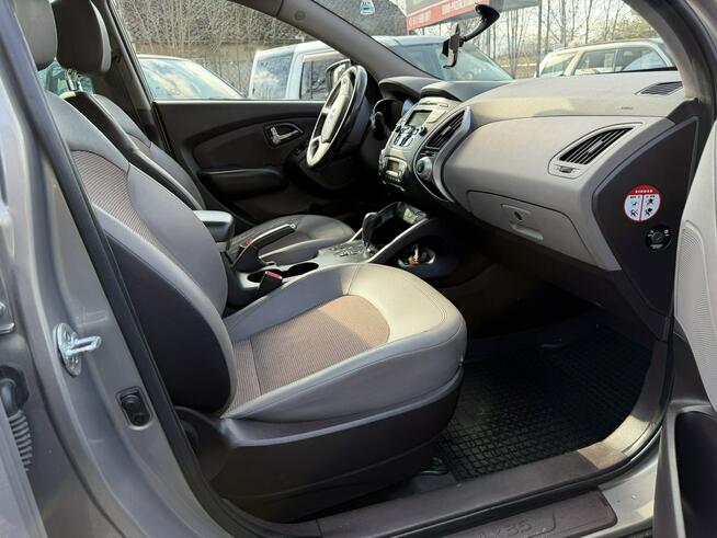 Hyundai ix35 2.0 4x4 automat   bdb stan Łodygowice - zdjęcie 9