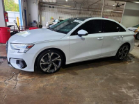 Audi A3 PREMIUM PLUS / Quattro / niski przebieg