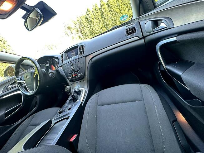 Opel Insignia Sports Tourer 2.0 CDTI 131 KM Navi  Klimatronic 2x PDC Wrocław - zdjęcie 8