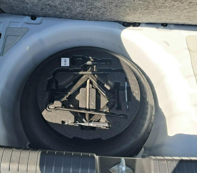 Hyundai i20 1.2 Benzyna 75 KM Cisiec - zdjęcie 9