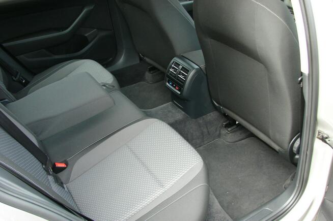 Volkswagen Passat Piła - zdjęcie 9