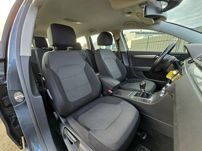 Volkswagen Passat Śliczny*zadbany*niski*przebieg Białogard - zdjęcie 5