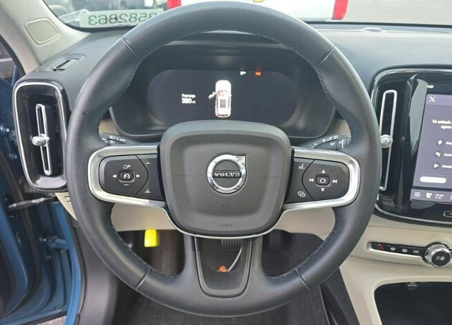 Volvo XC 40 Bogata wersja wyposażenia / AWD / B5/ niski przebieg Chwaszczyno - zdjęcie 8