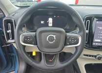 Volvo XC 40 Bogata wersja wyposażenia / AWD / B5/ niski przebieg Chwaszczyno - zdjęcie 8