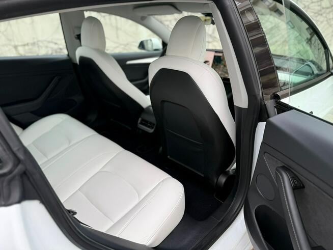Tesla Model 3 Tarnowskie Góry - zdjęcie 9