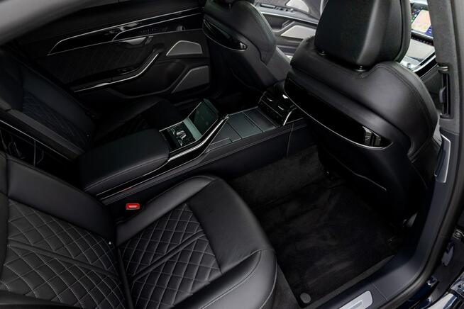 Audi S8 Baranowo - zdjęcie 11