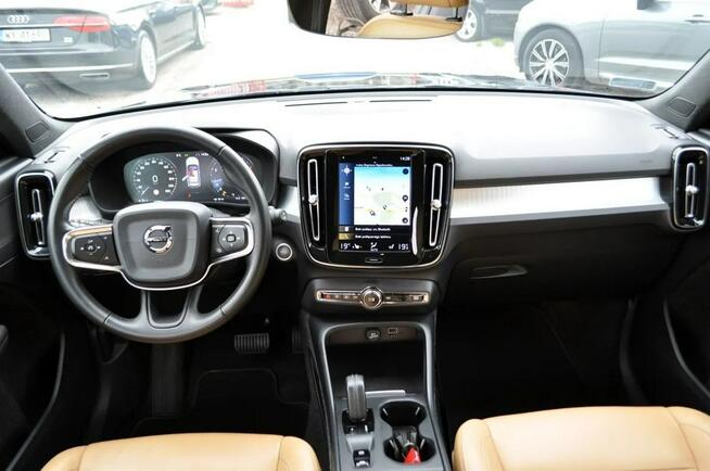 VOLVO XC40 T3 163KM Automat Momentum PRO Salon Polska Benzyna Warszawa - zdjęcie 12