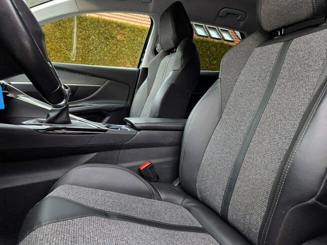 Peugeot 3008 1.6HDI 120KM 2017r LED, Navi, Manual Tychy - zdjęcie 10