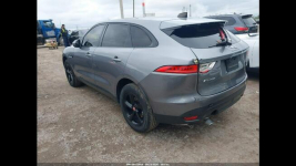 Jaguar F-PACE Bogata wersja wyposażenia / AWD / niski przebieg Cieszyn - zdjęcie 5