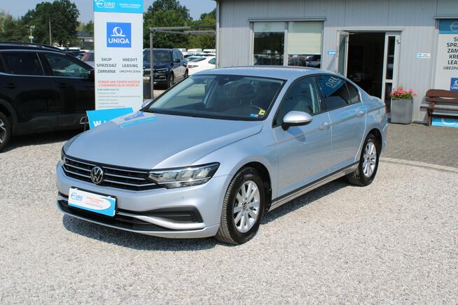Volkswagen Passat ESSENCE  LED F-vat Salon Polska Gwarancja Warszawa - zdjęcie 2