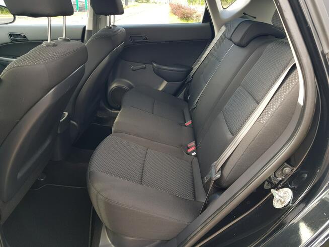 Hyundai i30 1,4 Benzyna Klimatyzacja Zarejestrowany Gwarancja Włocławek - zdjęcie 11