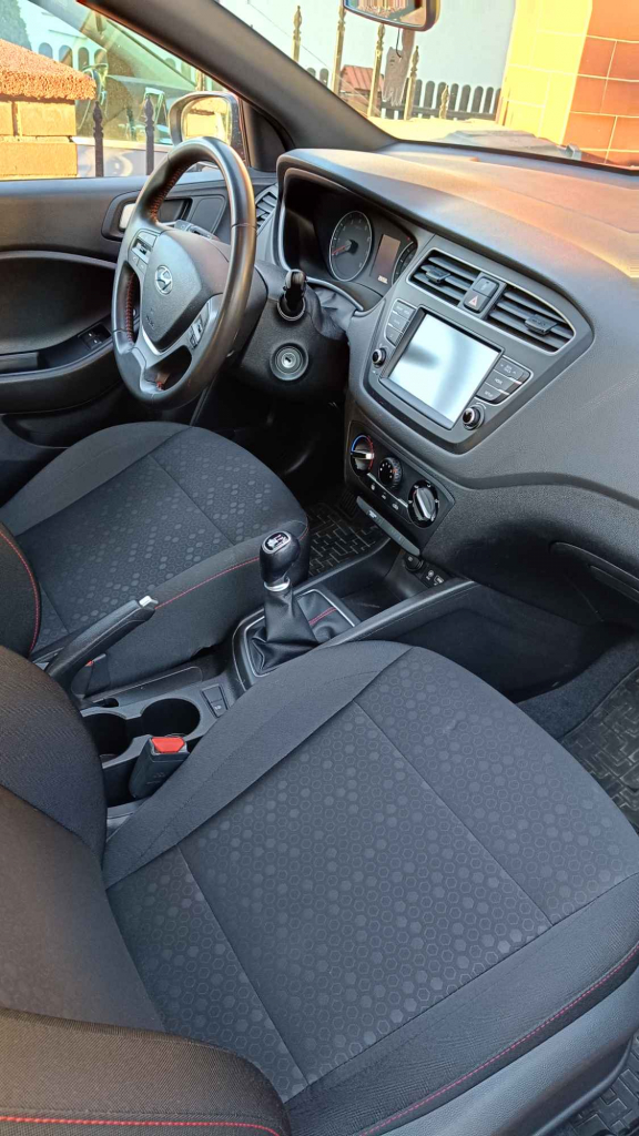 Sprzedam samochód Hyundai i 20 Barlinek - zdjęcie 7
