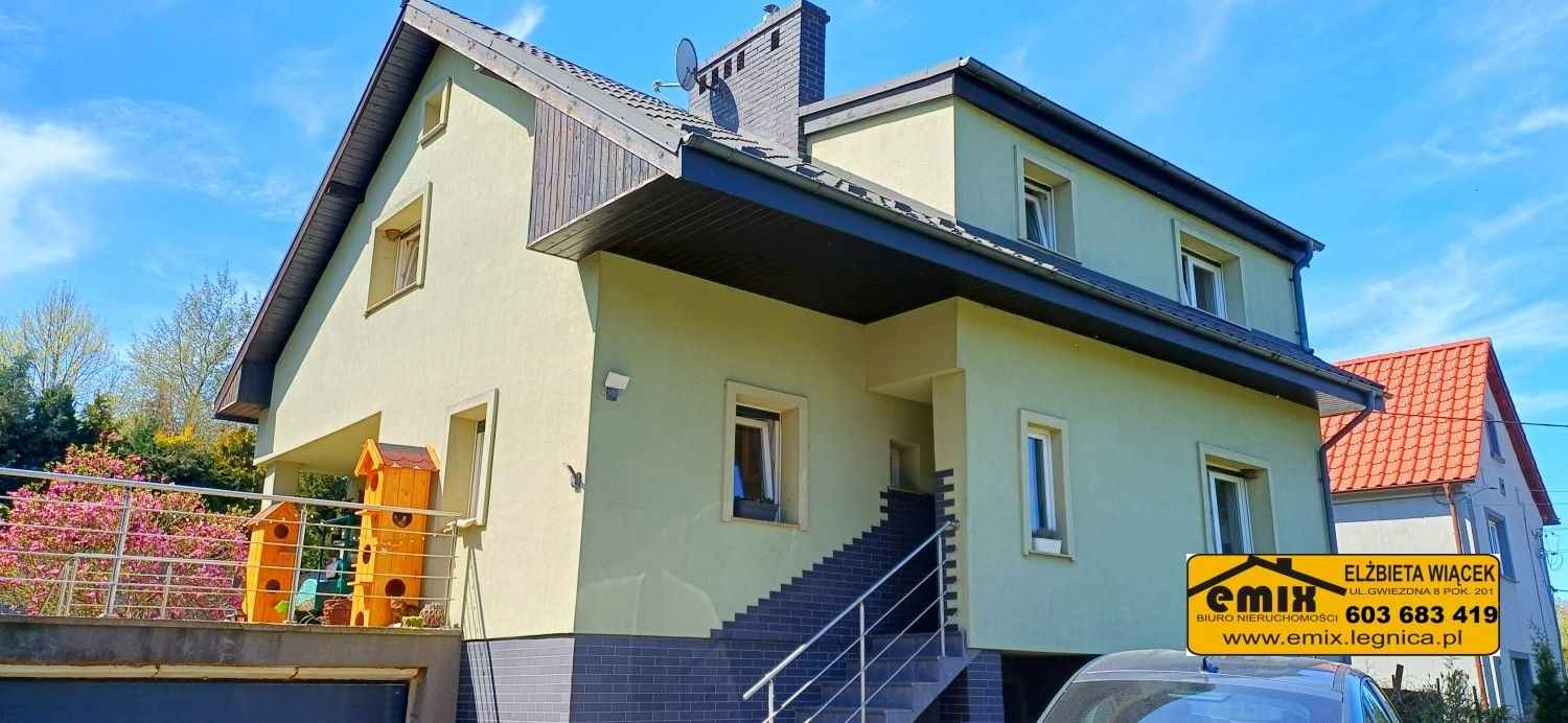 Piękny dom z tarasem, ogrodem i garażem, w Wilkowie k. Złotoryi Złotoryja - zdjęcie 1