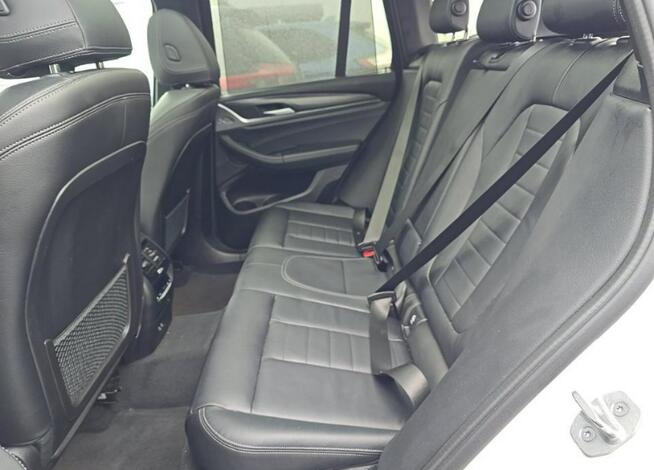 BMW X3 xDrive / M-Pakiet / niski przebieg Warszawa - zdjęcie 11