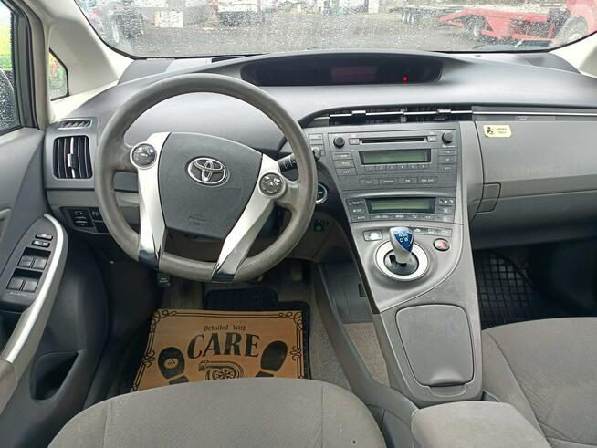 Toyota Prius 1.8 Hybrid 10r Automat Tarnów - zdjęcie 7